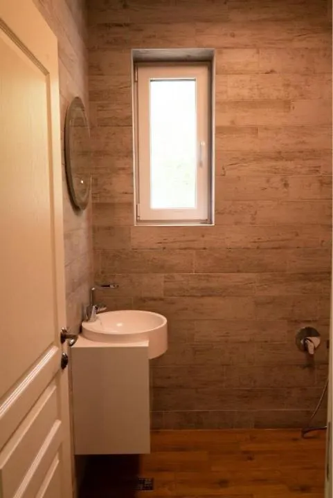בית נופש וארנה Garden Apartment Fichoza 1 - 80 M From The See