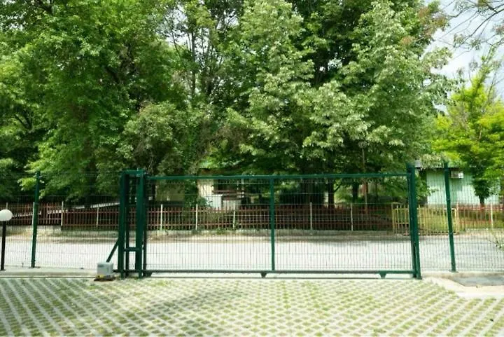 וארנה Garden Apartment Fichoza 1 - 80 M From The See בית נופש